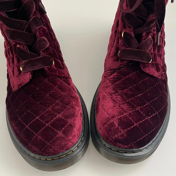 Dr. Martens 1460 Quilted Cherry Red Velvet Boots Women's 7 Grunge Vamp Vegan NEW - Picture 7 of 13